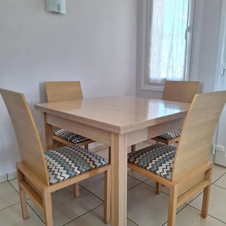 Bright & Comfy 2bdr & 2 Bth In Nova Oliva