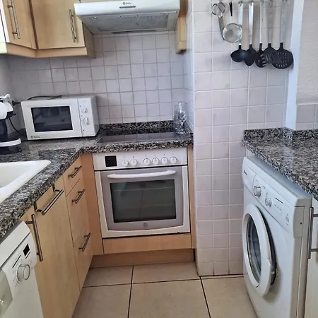 Apartment Bright & Comfy 2bdr & 2 Bth In Nova