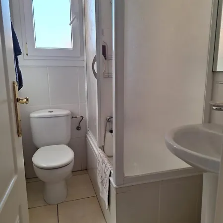Bright & Comfy 2bdr & 2 Bth In Nova Oliva
